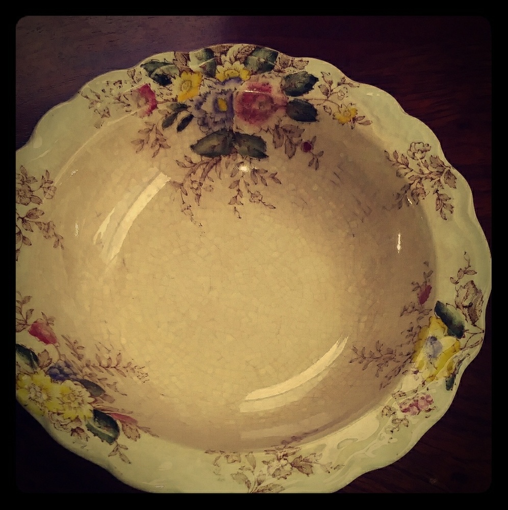 Rim fruit /dessert sauce bowl